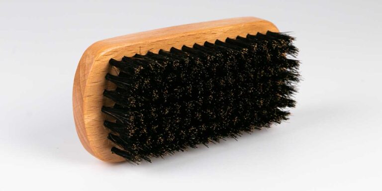 comment nettoyer sa brosse a barbe